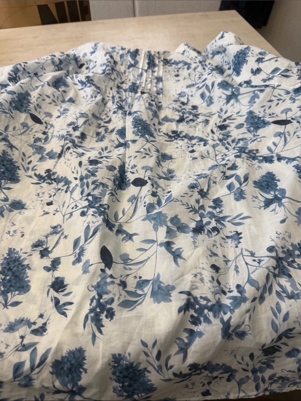Elie Tahari White Top with Blue Floral Pintuck and Tassels - Picture 7 of 8